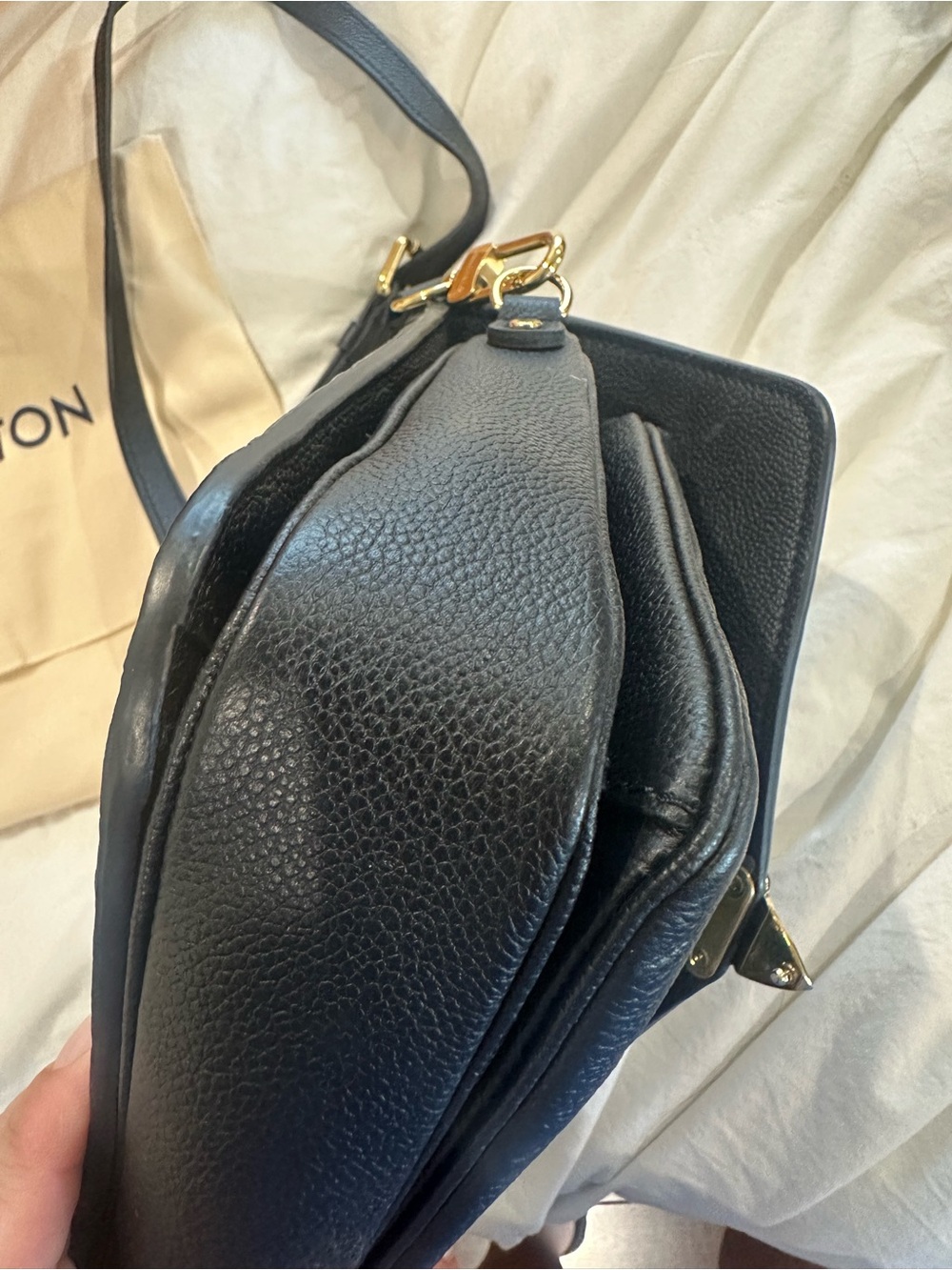 Louis Vuitton Black Monogram Empreinte Pochette Shoulder Crossbody - Picture 8 of 15